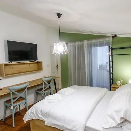 Studio Apartments Villa 24 Tirana Exterior photo